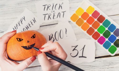 5 Halloween κατασκευές που θα ξετρελάνουν τα παιδιά σας