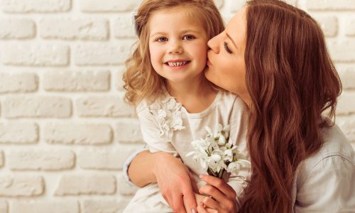 5 καθημερινές συνήθειες που δείχνουν στα παιδιά σας την αγάπη σας