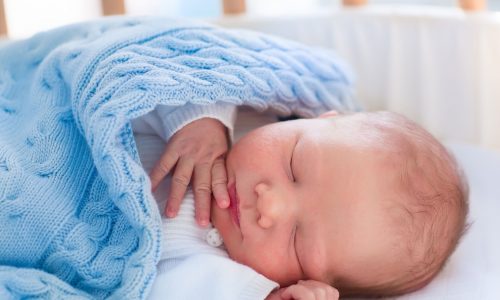 Τα απαραίτητα για τις πρώτες εβδομάδες με το μωρό στο σπίτι