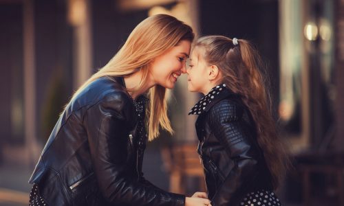 Η Νο 1 πιο «πολύτιμη» ερώτηση που μπορείς να κάνει στο παιδί του, σύμφωνα με ψυχολόγο