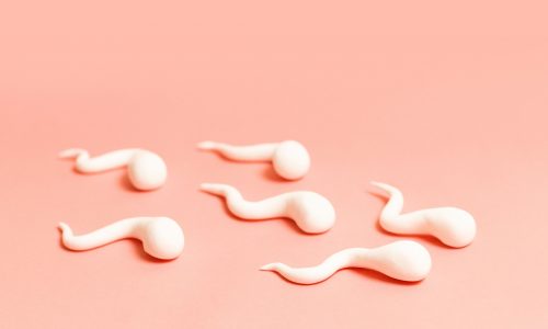 Γονείς μετά τα 40; Τι αποκαλύπτει νέα γενετική έρευνα για τους άνδρες και το «εγωιστικό» τους σπέρμα