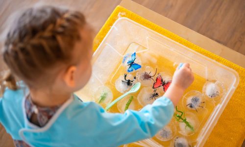 5 διασκεδαστικές πολυαισθητηριακές δραστηριότητες για παιδιά έως 7 ετών