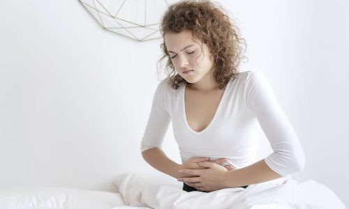 Έρευνα: Τι αποκαλύπτει για την υγεία της γυναίκας η ηλικία που είχε την πρώτη της περίοδο