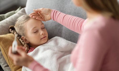 Πώς αντιμετωπίζουμε τον πυρετό των παιδιών;
