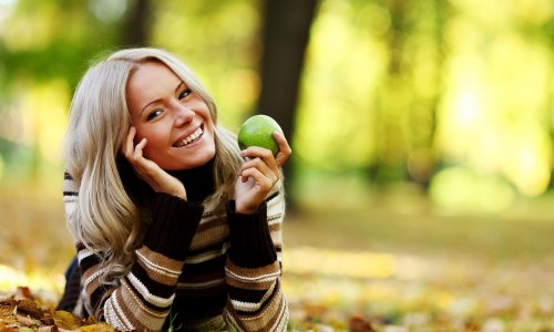 Μπορεί η υγιεινή διατροφή να σε βοηθήσει να μείνεις έγκυος; Οι ειδικοί απαντούν