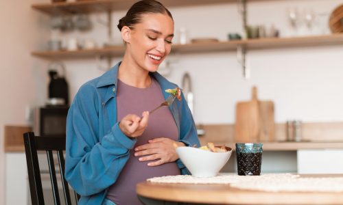 Γιατί έχω λιγούρες στην εγκυμοσύνη και τι σημαίνουν;