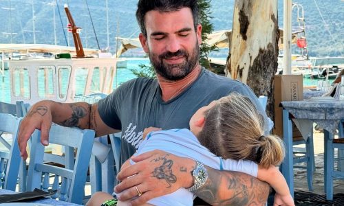 Το παιχνίδι που λατρεύει ο γιος του Δημήτρη Αλεξάνδρου - Δείτε γιατί βοηθά την ανάπτυξη των παιδιών