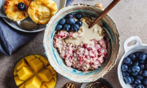 Πρωινά με βρώμη: Αποθηκεύστε αυτές τις 5 συνταγές - Φτιάχνονται μέσα 15 λεπτά