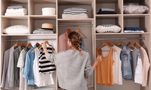 Τι ρούχα να φορέσεις στο πρώτο τρίμηνο της εγκυμοσύνης – Ντύσου με άνεση και στυλ