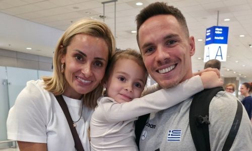 Μιλλούση - Πετρούνιας: Η κόρη τους έγινε 6 ετών και γιόρτασε τα γενέθλιά της στο "δεύτερο" σπίτι της