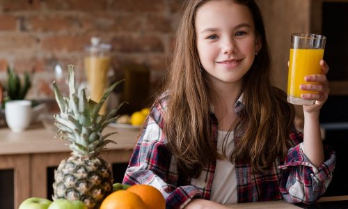 Φρούτα ή χυμός φρούτων; Τι είναι πραγματικά καλύτερο για σένα και τα παιδιά σου