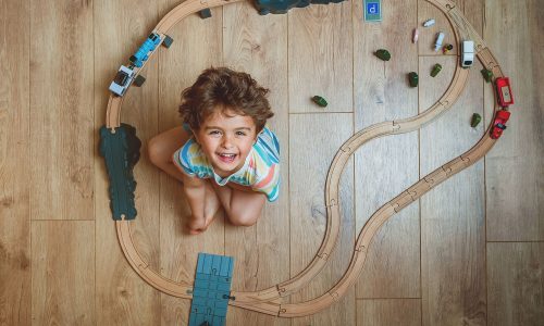 3 δραστηριότητες στο σπίτι για παιδιά 3 ετών