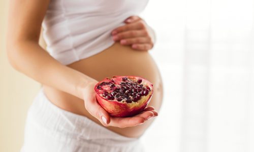 Ρόδι στην εγκυμοσύνη: Μπορεί να ενισχύσει τον εγκέφαλο του μωρού σας;