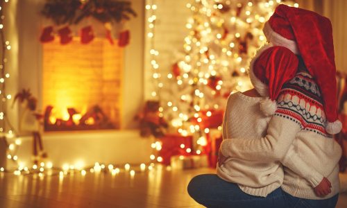 Πώς να απολαύσετε τις γιορτές χωρίς να ξεφύγετε οικονομικά