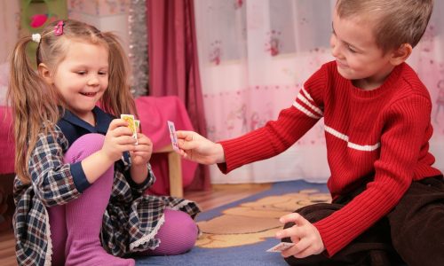 Παιχνίδι στο σπίτι: 5 φανταστικές ιδέες για playdate που ενθουσιάζουν τα παιδιά