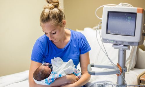 Πρόωρος τοκετός: Πώς να προετοιμαστείς ψυχολογικά και πρακτικά