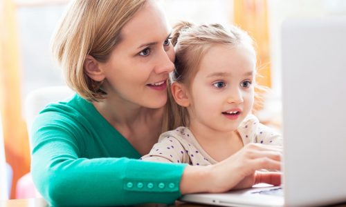 Πώς χρησιμοποιώ την AI για να τα βγάλω πέρα ως γονιός