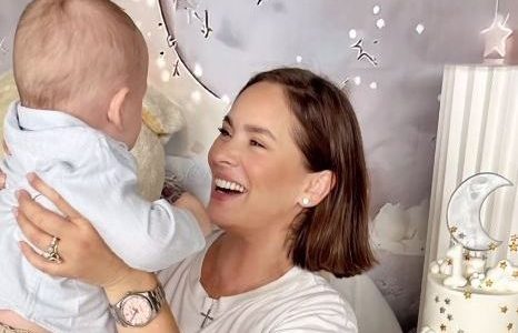 Ανίτα Μπραντ: Η καθημερινή ρουτίνα με τον γιο της που θα κάνει κάθε μαμά να ταυτιστεί