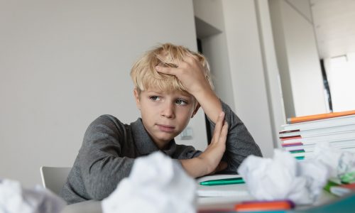 Πώς να βοηθήσετε τα παιδιά σας να αντιμετωπίσουν το άγχος των τεστ