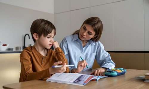 Ο γονιός δεν είναι δάσκαλος