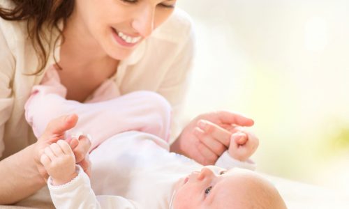 Επίδομα μητρότητας: Τι  ισχύει για τη χορήγησή του - Η ανακοίνωση της ΔΥΠΑ