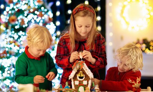 25 χριστουγεννιάτικες οικογενειακές δραστηριότητες που θα «φωτίσουν» κάθε μέρα του Δεκέμβρη