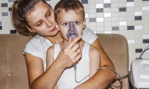 Έτσι είναι η ζωή μιας μαμάς με παιδί που έχει άσθμα