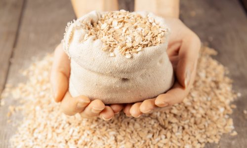 Η διατροφική αξία της βρώμης και πώς να την εντάξετε στη διατροφή σας
