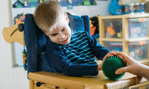 Παιδιά με ειδικές ανάγκες: Δικαιώματα και στήριξη στην καθημερινότητα