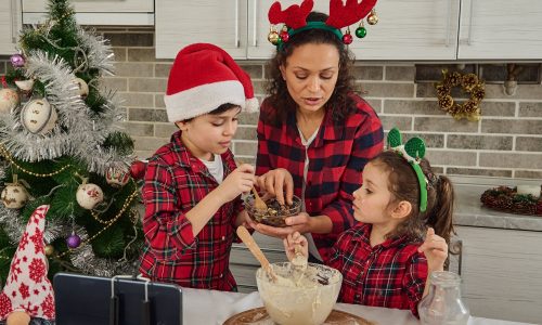Τι να μαγειρέψω σήμερα: Ιδέες για όλη την οικογένεια (+ 5 συνταγές για χριστουγεννιάτικα πρωινά)