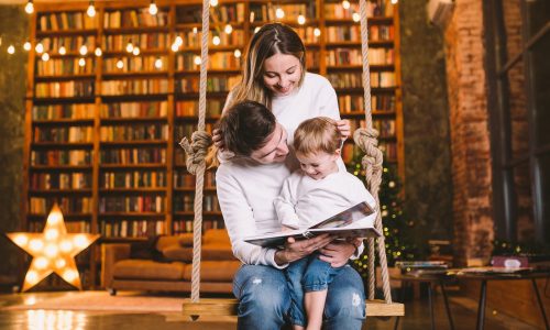 10 tips για να περάσετε όμορφες στιγμές με την οικογένειά σας τα Χριστούγεννα