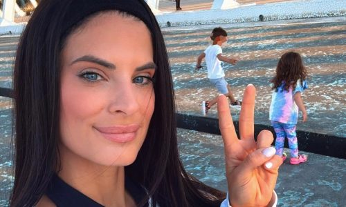 Χριστίνα Μπόμπα: Έχει το «σύνδρομο της μάνας» - Γιατί αφήνει τα παιδιά της να βαριούνται