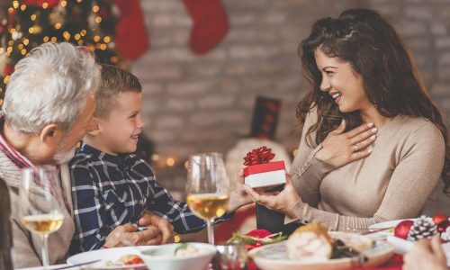 Το δώρο που θέλει πραγματικά η «δύσκολη» μαμά αυτά τα Χριστούγεννα