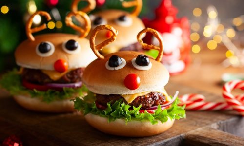 Δεν εντυπωσιάζονται τα παιδιά από το γκουρμέ μενού; Φτιάξτε μπεργκεράκια Ρούντολφ