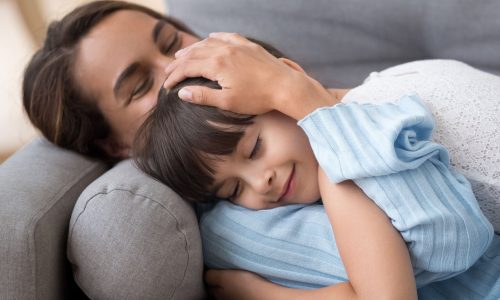 Στις μαμάδες που αγαπούν τη σιωπή