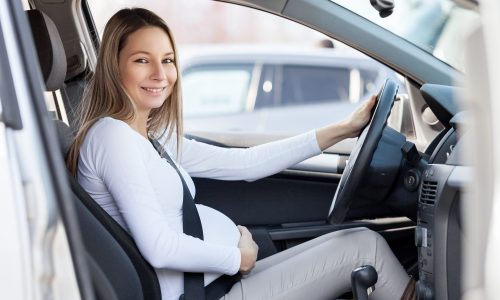 Οδήγηση στην εγκυμοσύνη: Ασφαλείς συμβουλές για κάθε μέλλουσα μαμά