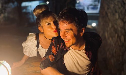 Θανάσης Τσαλταμπάσης - Αγοραστή Αρβανίτη: Η βόλτα στην παιδική χαρά με την 2 ετών κόρη τους