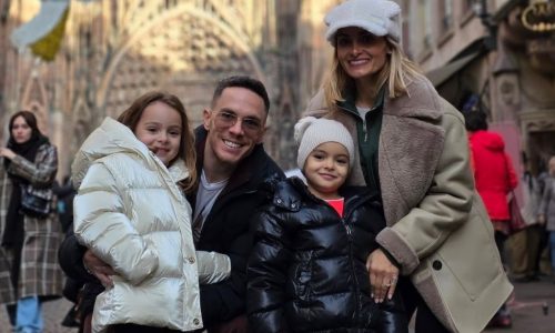 Λευτέρης Πετρούνιας: Πήγε στο τσίρκο με τις κόρες του και «έκλεψε» την παράσταση