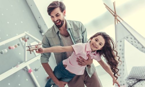 Τα 4 στυλ γονεϊκότητας και πώς επηρεάζουν τα παιδιά