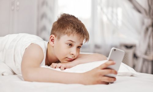 Νέα μελέτη: Αυτός ο χρόνος χρήσης των μέσων κοινωνικής δικτύωσης είναι «ο ιδανικός» για εφήβους