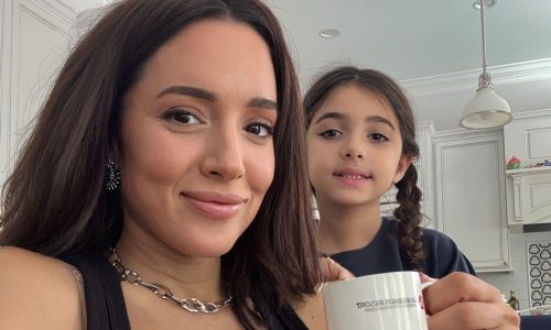 Καλομοίρα: Οι εικόνες με την κόρη της που μας θυμίζουν γιατί η οικογένεια είναι πάνω απ’ όλα