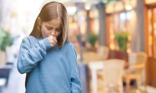 Πονόλαιμος στα παιδιά: Πώς να τον αντιμετωπίσετε