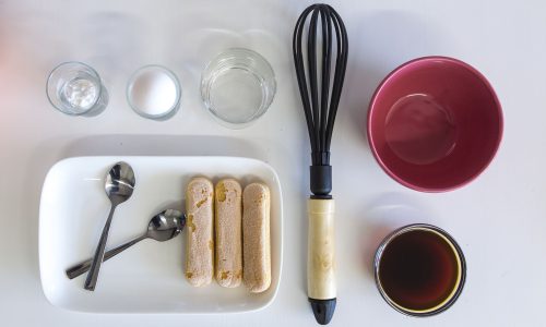 Καρδιές με κρέμα πατισερί και σαβαγιάρ