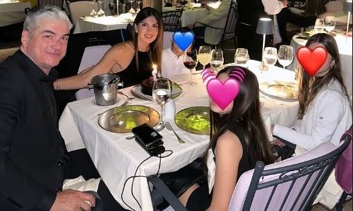 Σταματίνα Τσιμτσιλή: Οικογενειακή έξοδος για τα γενέθλιά της-Η φώτο με τον σύζυγο και τα παιδιά τους