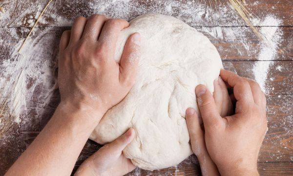 Η ζύμη για πίτσα του Jamie Oliver
