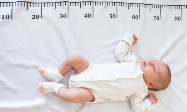 Πόσο ψηλό θα γίνει το παιδί μου;Τι λέει το μήκος του μωρού για το μελλοντικό του ύψος