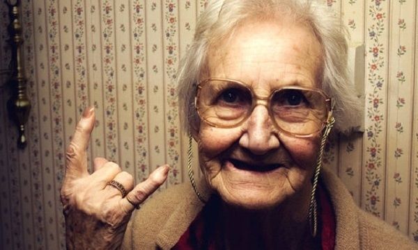 Τεστ: Τι σόι γιαγιά θα γίνεις;