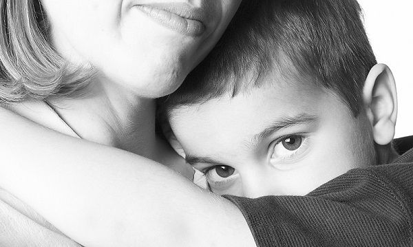 Το παιδί μου ντρέπεται να κάνει φίλους πώς μπορώ να το βοηθήσω;