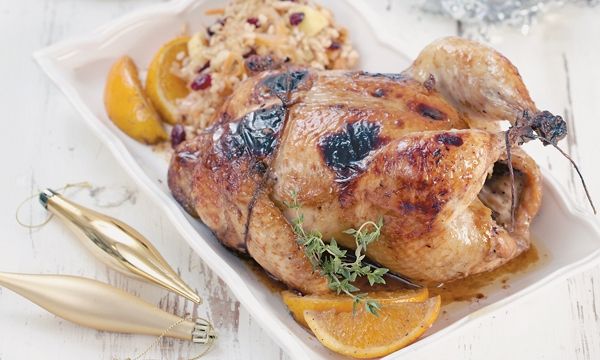 Κόκορας στον φούρνο με γεμιστή πέτσα