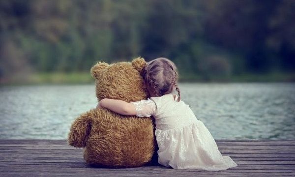 Αυτή είναι η πραγματική σημασία της αγκαλιάς!